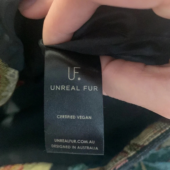 Unreal Fur Floral Jacket with Black Fur Collar - Picture 8 of 10